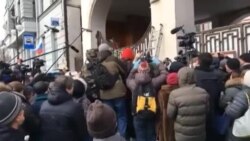 Открытие мемориальной доски Борису Немцову