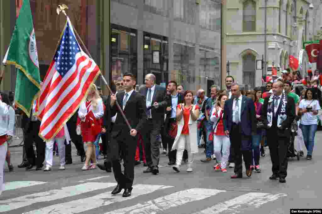 New York'ta Türk Günü Yürüyüşü (21 Mayıs 2016, Cumartesi)