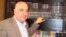  Azərbaycan Yazıçılar İttifaqının katibi Çingiz Abdullayev 