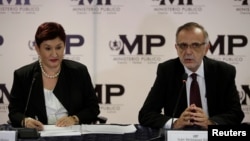 FILE - Commissioner of the International Commission Against Impunity in Guatemala (CICIG) Ivan Velasquez (R) and Guatemala's Attorney General Thelma Aldana, hold a news conference in Guatemala City, Guatemala, Aug. 24, 2017.