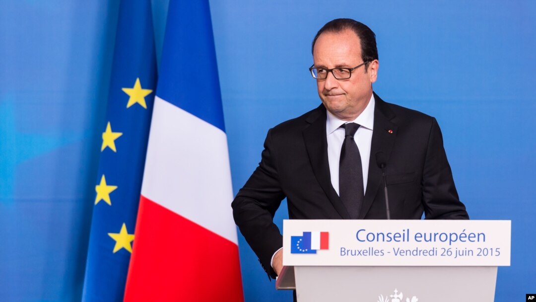 Lên tiếng trên đài truyền hình từ Bruxelles, ngay sau khi rời ra sớm khỏi một hội nghị EU, Tổng Thống Hollande nói: “Không còn nghi ngờ gì nữa, đây là một vụ tấn công khủng bố”.