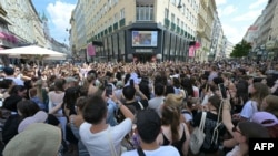 Fans of U.S. singer Taylor Swift, known as "Swifties," gather in Vienna, Austria, on Aug. 8, 2024, after the star's concerts there were canceled due to threats of an attack.