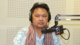 Mr. Ronnie Yimsut, Author of “Facing the Khmer Rouge” discusses 40th anniversary of the fall of Phnom Penh and the rise of the Khmer Rouge on VOA Khmer's Hello VOA radio call-in show in Phnom Penh, Monday, April 13, 2015. (Lim Sothy/VOA Khmer)