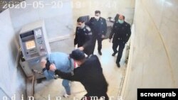 نقض حقوق زندانیان، تصاویر به دست‌آمده از هک دوربین‌های زندان اوین- آرشیو
