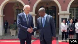 Rais wa Marekani Joe Biden akiwa na rais wa Angola Joao Lourenco Desemba 03,2024. Picha na VOA