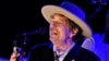 American Singer-songwriter Dylan Accepts Nobel Prize