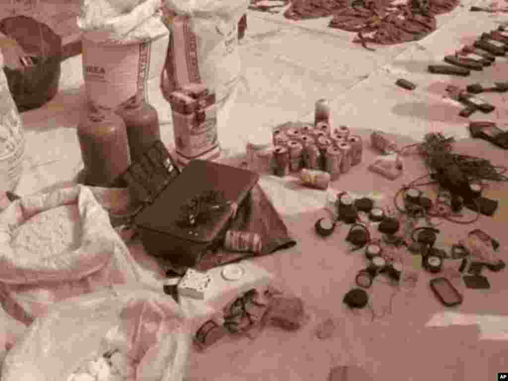 Hotunan wani wurin da kungiyar Boko Haram ke harhada boma bomai a Mariri Quarters  dake karamar hukumar Kumbotso, jihar Kano.
