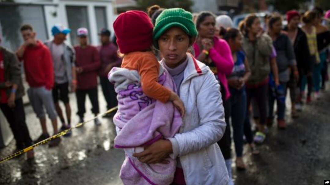 Los migrantes deberán esperar en territorio mexicano mientras procesan sus solicitudes de asilo en EE.UU.