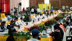 Đàm phán giữa chính phủ và các nhóm sắc tộc võ trang ở Miến Điện