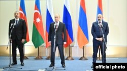 Vladimir Putin, İlham Əliyev və Nikol Paşinyan