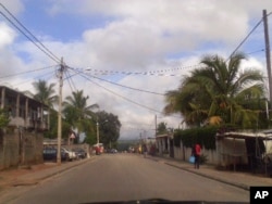 Rua Dos Sem Medos, onde se situa a delegaçºao da Renamo em Nampula, praticamente vazia após os incidentes