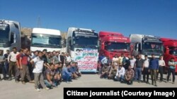 Iranian truck drivers in the northeastern region of Khorasan on strike over low wages, May 23, 2018