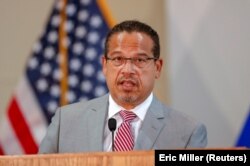 Minnesota ပြည်နယ် ရှေ့နေချုပ် Keith Ellison
