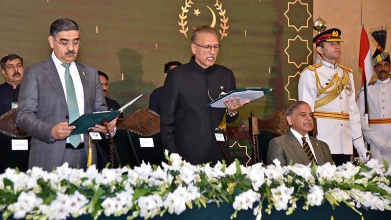 Pakistani President Denies Signing New Pro-Military Laws  