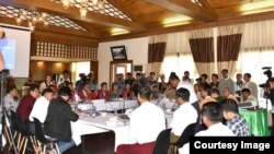 ကရင္နီလူငယ္ေတြနဲ႔ အစိုးရ ကိုယ္စားလွယ္တို႔ ငါးပြင့္ဆိုင္ ေတြ႔ဆံုပြဲ