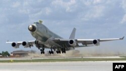 美国空军装载激光反导武器的飞机