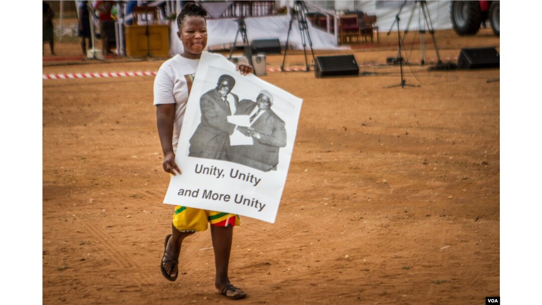 A Zanu PF supporter at a rally addressed Thursday by First Lady Grace Mugabe. (Taurai Shava)