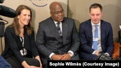 Le président FElix Tshisekedi (C) lors de la réunion avec le Premier ministre belge Sophie Wilmes à Davos, Suisse, le 22 janvier 2020. (Twitter / Sophie Wilmes)