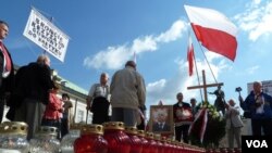 Demonstracije nacionalista ispred predsedničke palate u Varšavi, 13. jula 2016. 