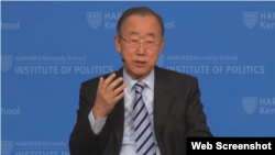 반기문 전 유엔 사무총장이 22일 미국 하버드대에서 한반도 안보 토론회에서 발언하고 있다.