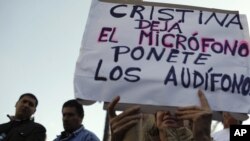 Durante el primer semestre del 2012, Cristina Fernández ha enfrentado varias protestas salariales, por la elevada inflación que tiene su país.