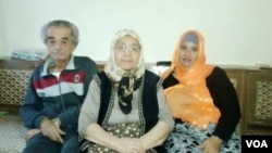 Amina Cusman iyo ehelkeeda Turkiga