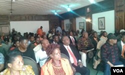 Abanye abafisa ukuncintisa kukhetho lokudinga abazamela izigaba ezitshiyeneyo kudale lephalamende.