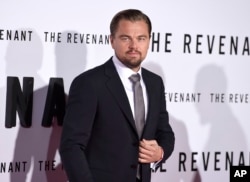 Leonardo DiCaprio arrives at the at the world premiere of "The Revenant" at the TCL Chinese Theatre on Dec. 16, 2015, in Los Angeles.