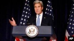 El secretario de Estado, de EE.UU., John Kerry, critica a Rusia y Siria por sus acciones militares en suelo sirio.