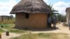 Ezemaphandleni: Izakhamizi Zikhala Ngokonakala Kwemigwaqo
