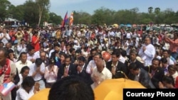 Religious ceremony with the CNRP at Angkor Wat Temple. Prayers for peace and justice, June 19, 2016. (Courtesy photo: CNRP)