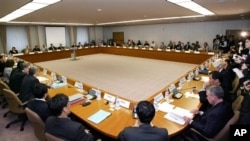 지난 2006년 일본 도쿄에서 열렸던 제17차 동아시아협력대화. 북한을 비롯한 북 핵 6자회담 당사국 대표들이 모두 참석해 안보 문제 등을 논의했다.