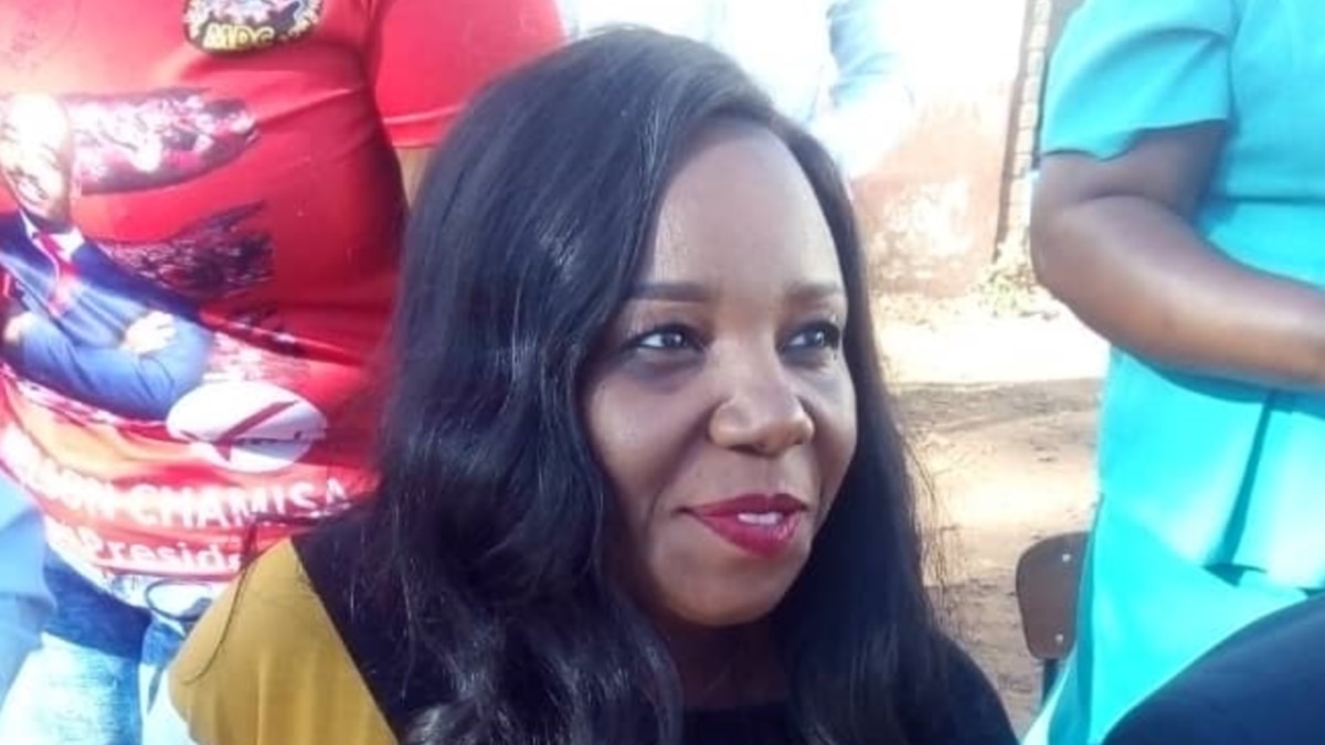 Mhuri yeMDC Yobatana Kuchema Amai Vimbai Tsvangirai Java
