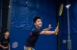 David mengaku lepaskan "stres kehidupan akademik" dengan berlatih badminton.