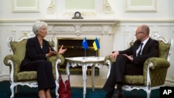 Директор-распорядитель Международного валютного фонда Кристиин Лагард на встрече с премьер-министром Украины Арсением Яценюком 