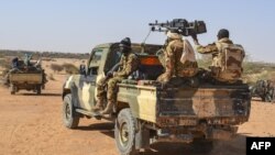 Après huit ans d'accalmie, les hostilités ont repris en août dans le nord du Mali entre les forces régulières maliennes et les séparatistes touareg.