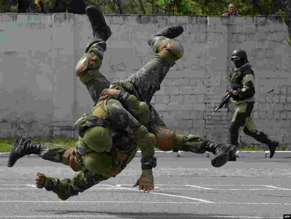 Members of the Kyrgyz special forces unit demonstrate their skills during a training exercise in Bishkek.