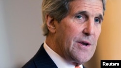 미국의 존 케리 국무장관이 4일 몽트뢰에서 이란과 핵 협상 내용을 발표하고 있다.