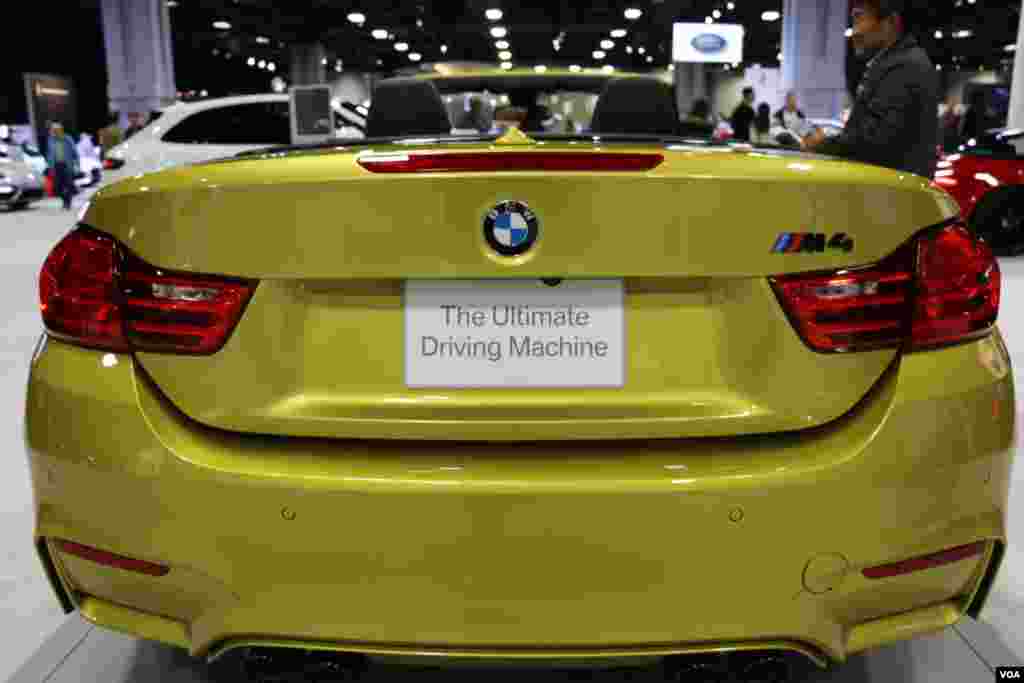 نمایشگاه اتومبیل واشنگتن بی ام و Model: M4 Convertible