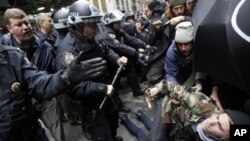 Occupy Protests Put Focus on Limits of US Free Speech Rights