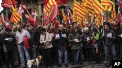 Des supporters de l'indépendance de la Catalogne, le 9 novembre 2015. Source: AP