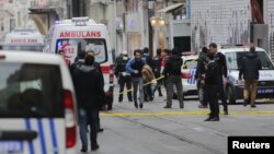 Police secure the area following a suicide bombing in a major shopping and tourist district in central Istanbul, March 19, 2016. 