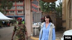 VOA's Hanna McNeish reporting for VOA from the siege of the Westgate Premier Shopping Mall in Nairobi, Kenya, September 24, 2013