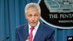 ABD Savunma Bakanı Chuck Hagel Pentagon'da düzenlediği son basın toplantısında