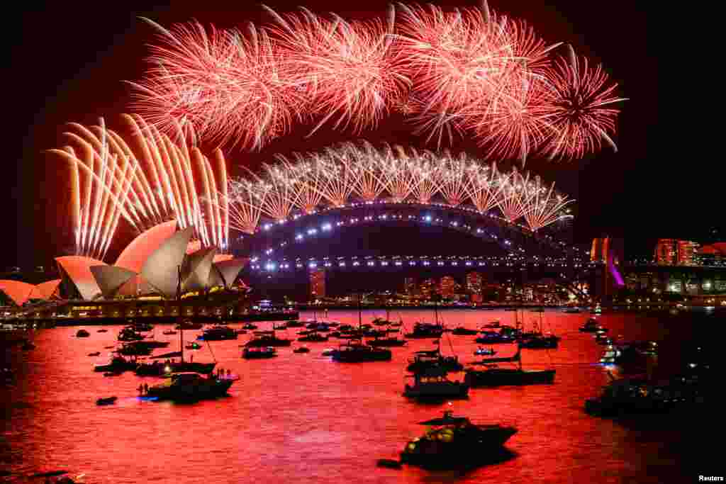 Fireworks explode over Sydney Harbour during New Year&#39;s Eve celebrations in Sydney, Australia, Jan. 1, 2022.