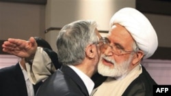İran’da İki Rejim Karşıtı Lider Tutuklandı