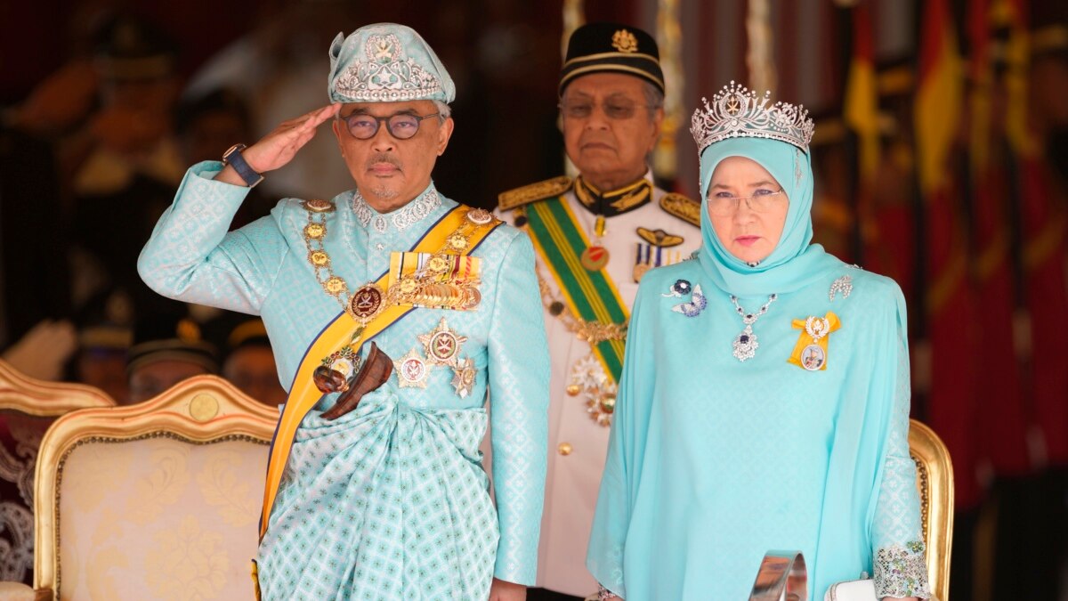 Sultan Abdullah Installed As Malaysia's New King