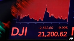 Esta foto del 12 de marzo de 2020 muestra el cierre de la Bolsa de Valores de Nueva York.