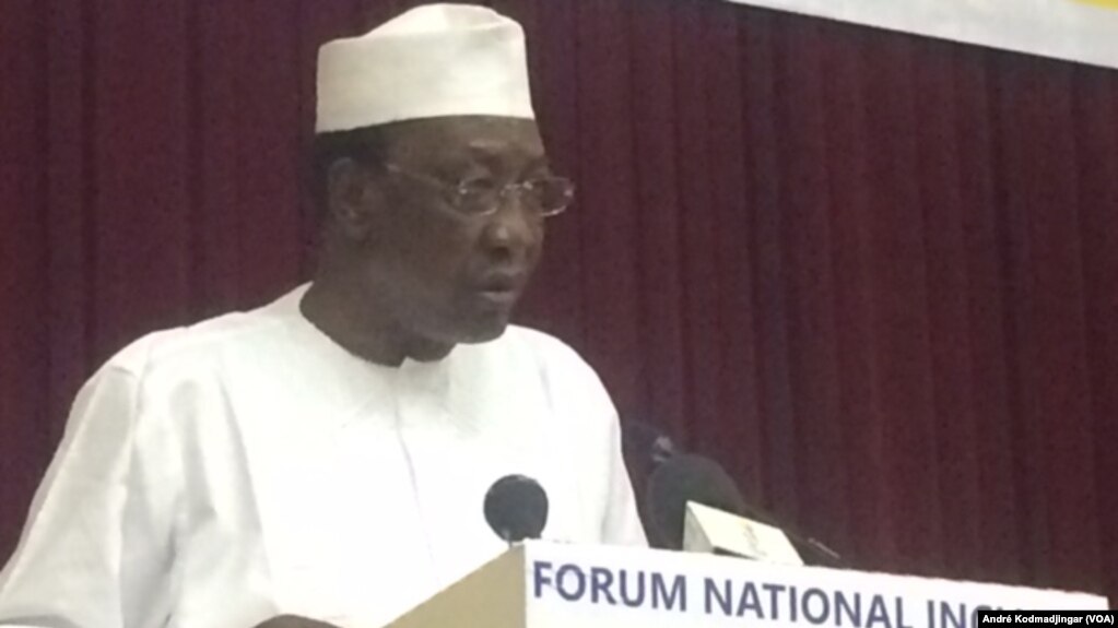 Idriss Deby Itno, président de la République du Tchad, à N'Djamena, le 19 mars 2018. (VOA/André Kodmadjingar)