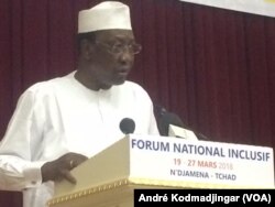 Idriss Deby Itno, président de la République du Tchad, à N'Djamena, le 19 mars 2018. (VOA/André Kodmadjingar)